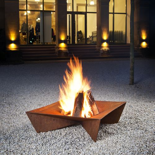 FUJI Square Cast Iron Fire Pit with Ashtray