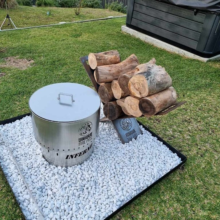 fire pit and fire woods